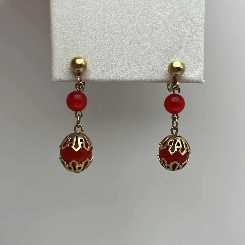 Set of 3 pins and 1 screw back earrings gold tone romantic romantic rose leaves